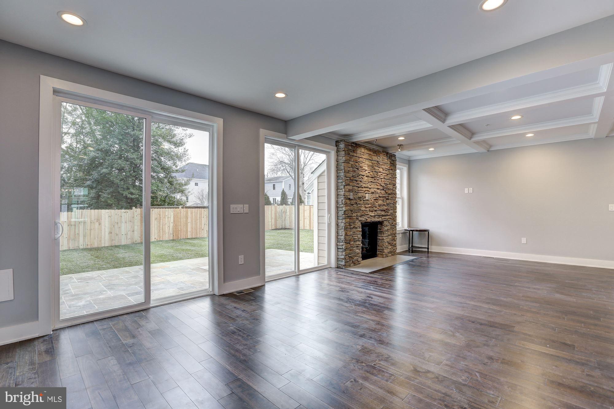 KENSINGTON ESTATES - Residential