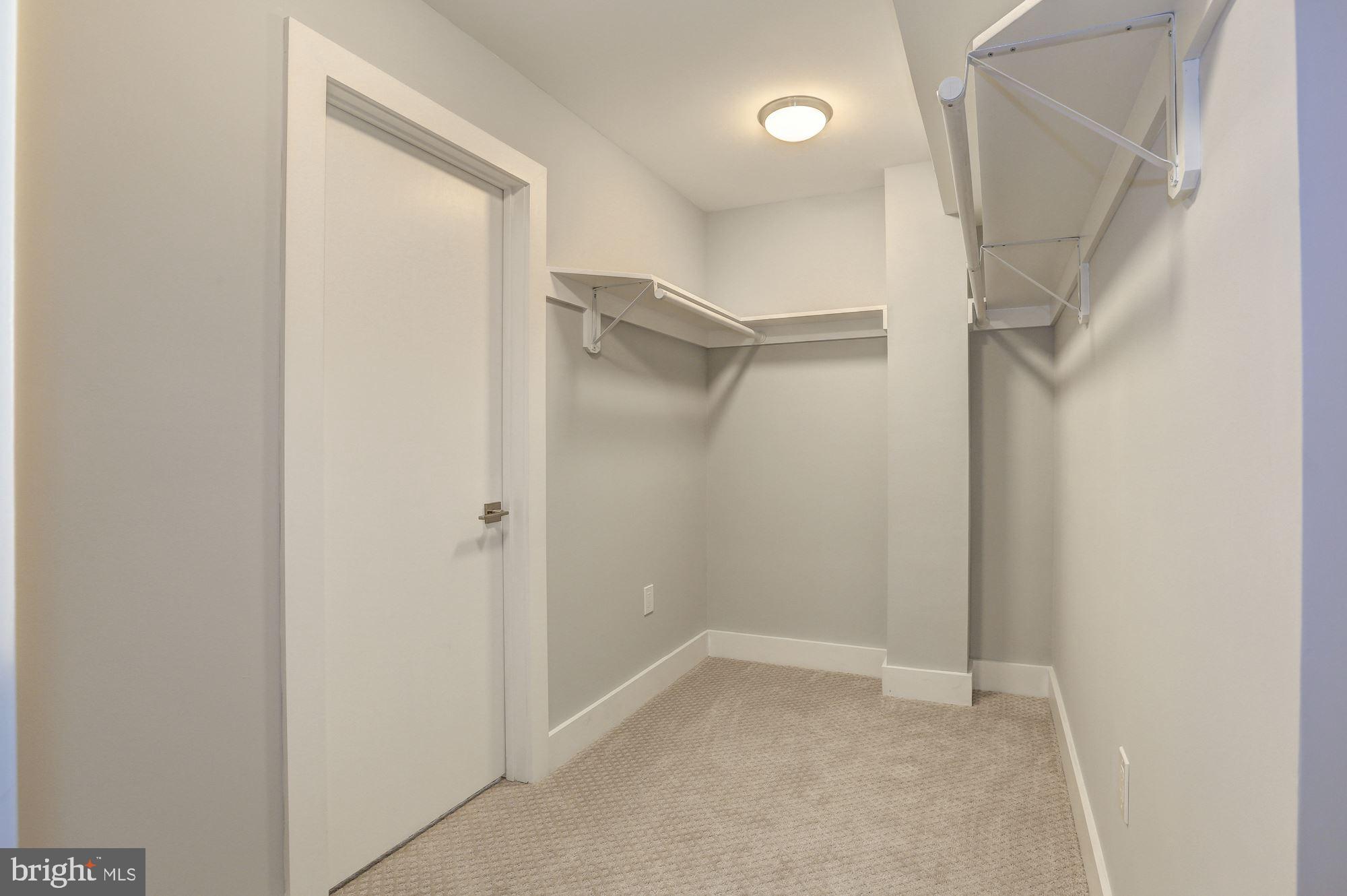 KENSINGTON ESTATES - Residential