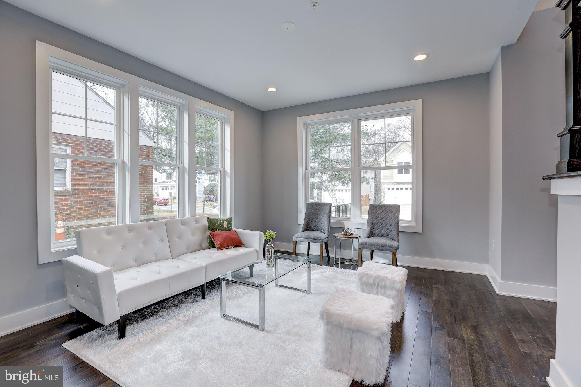 KENSINGTON ESTATES - Residential