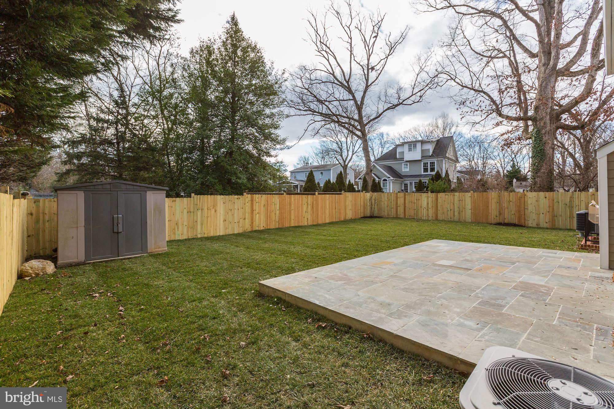 KENSINGTON ESTATES - Residential