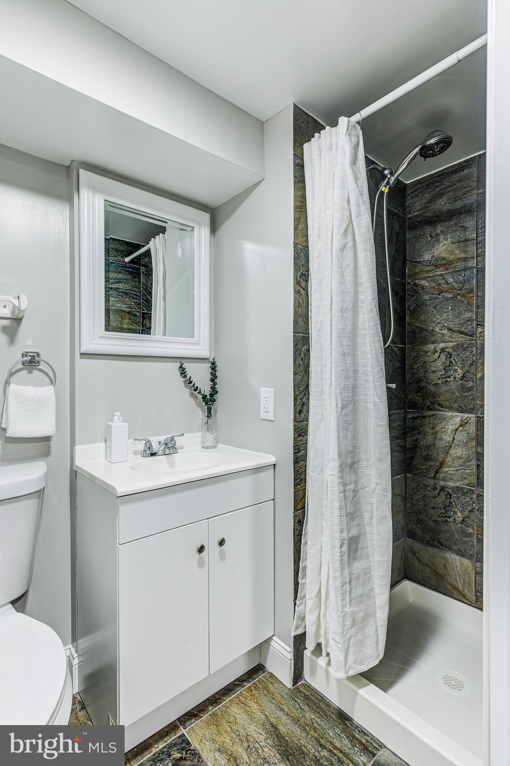 CEDONIA - Residential