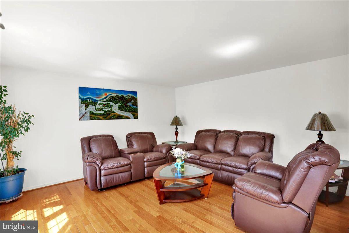 72 SAWGRASS DRIVE