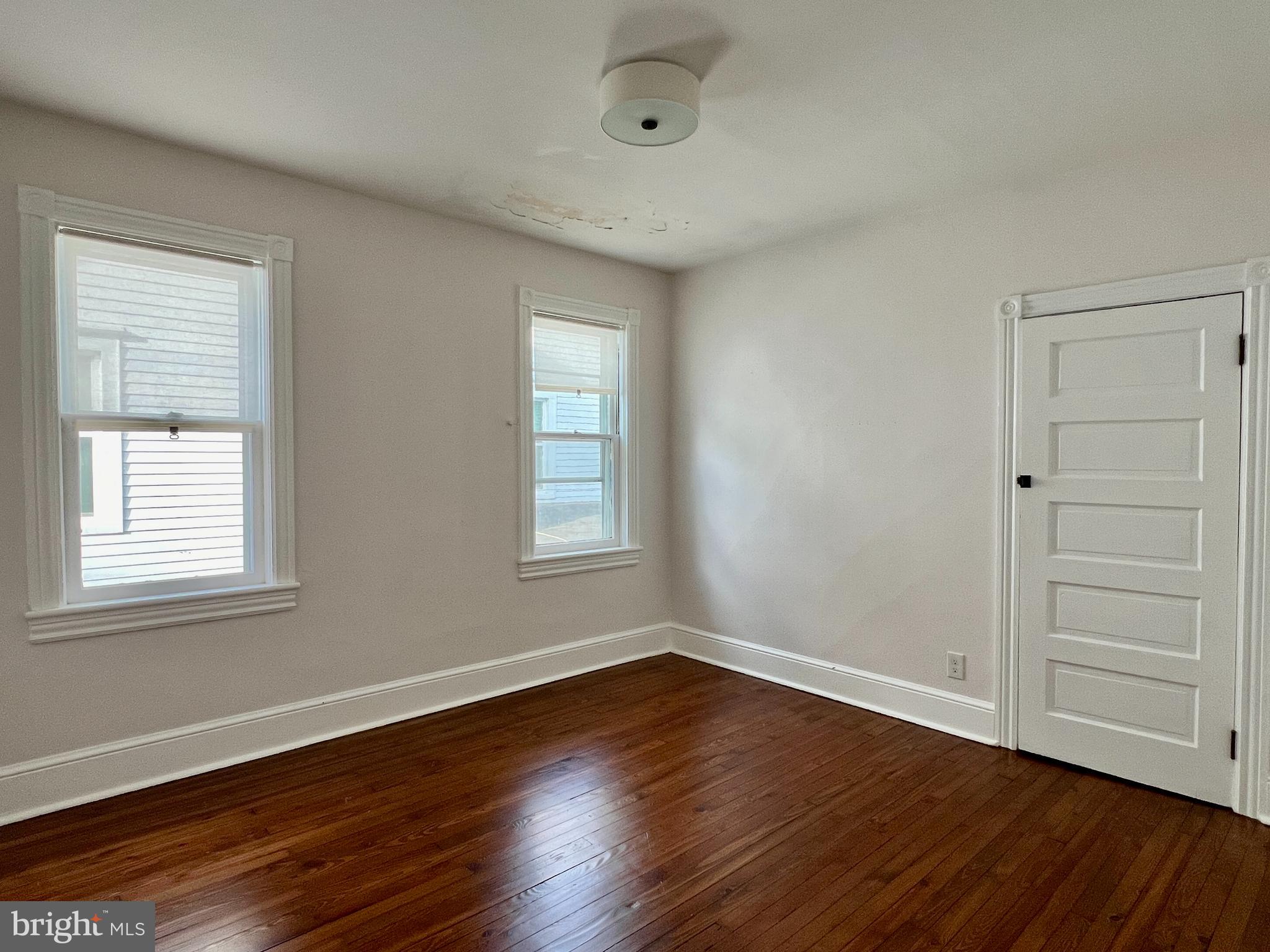 38 WALNUT STREET 2ND FLOOR