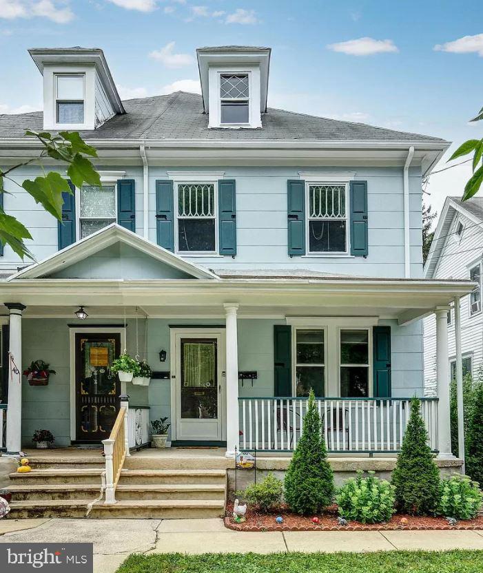 38 WALNUT STREET 2ND FLOOR