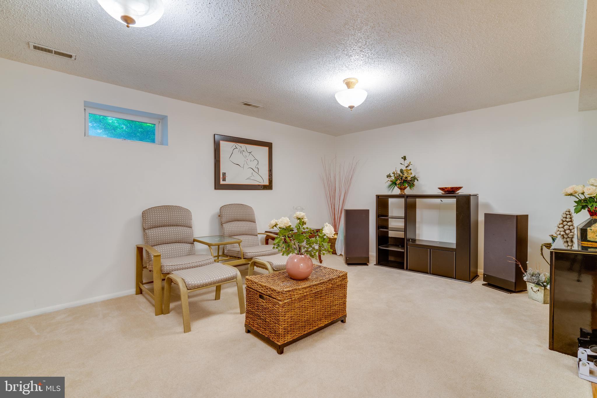 BURKE VILLAGE - Residential