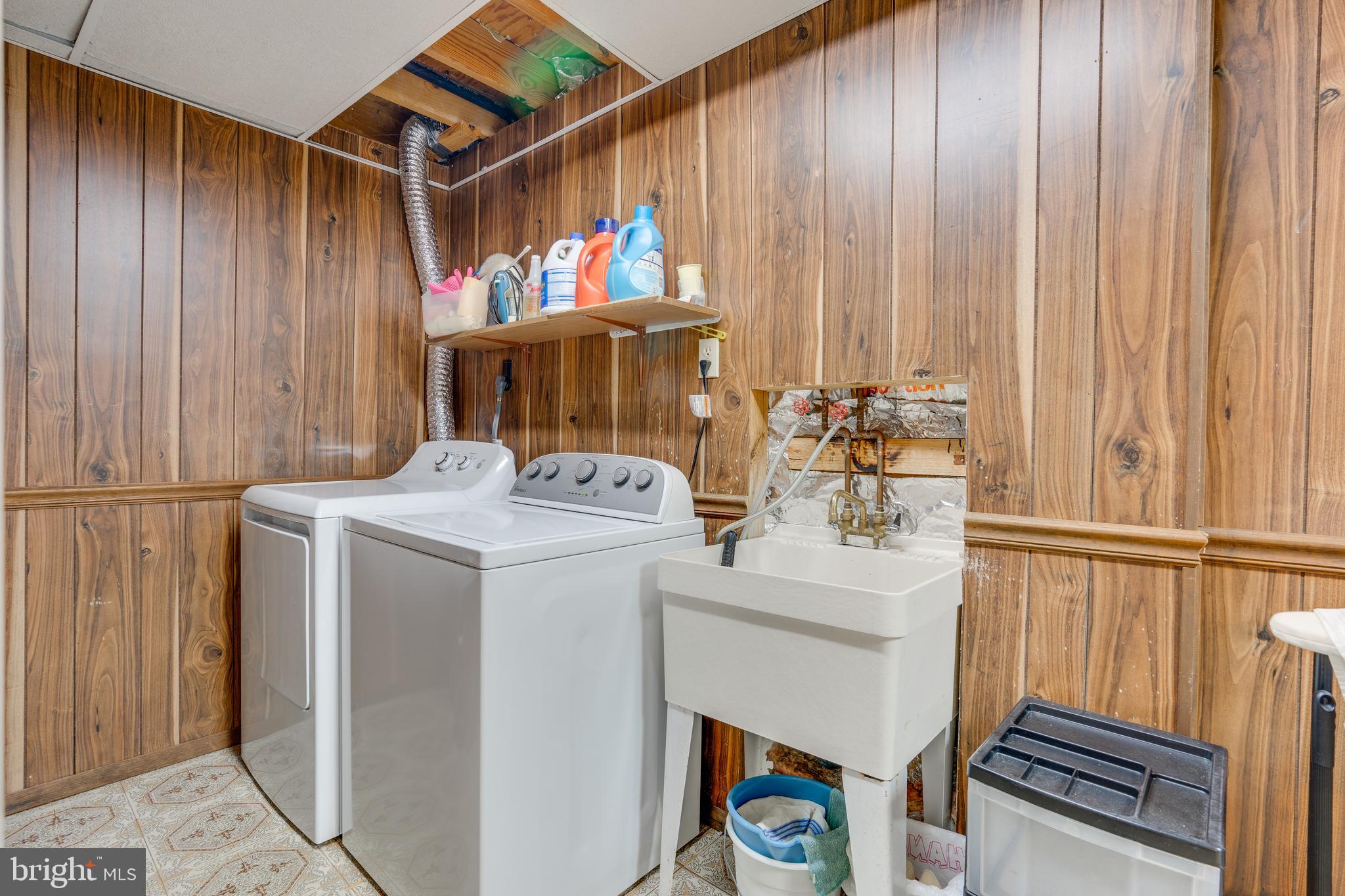 BURKE VILLAGE - Residential