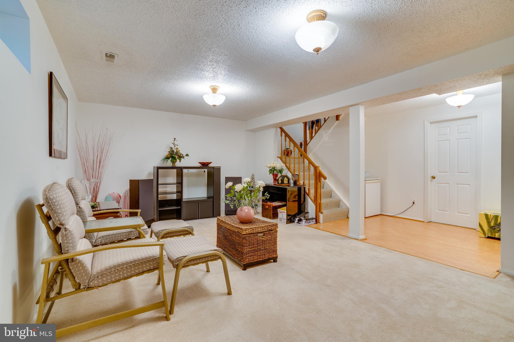 BURKE VILLAGE - Residential