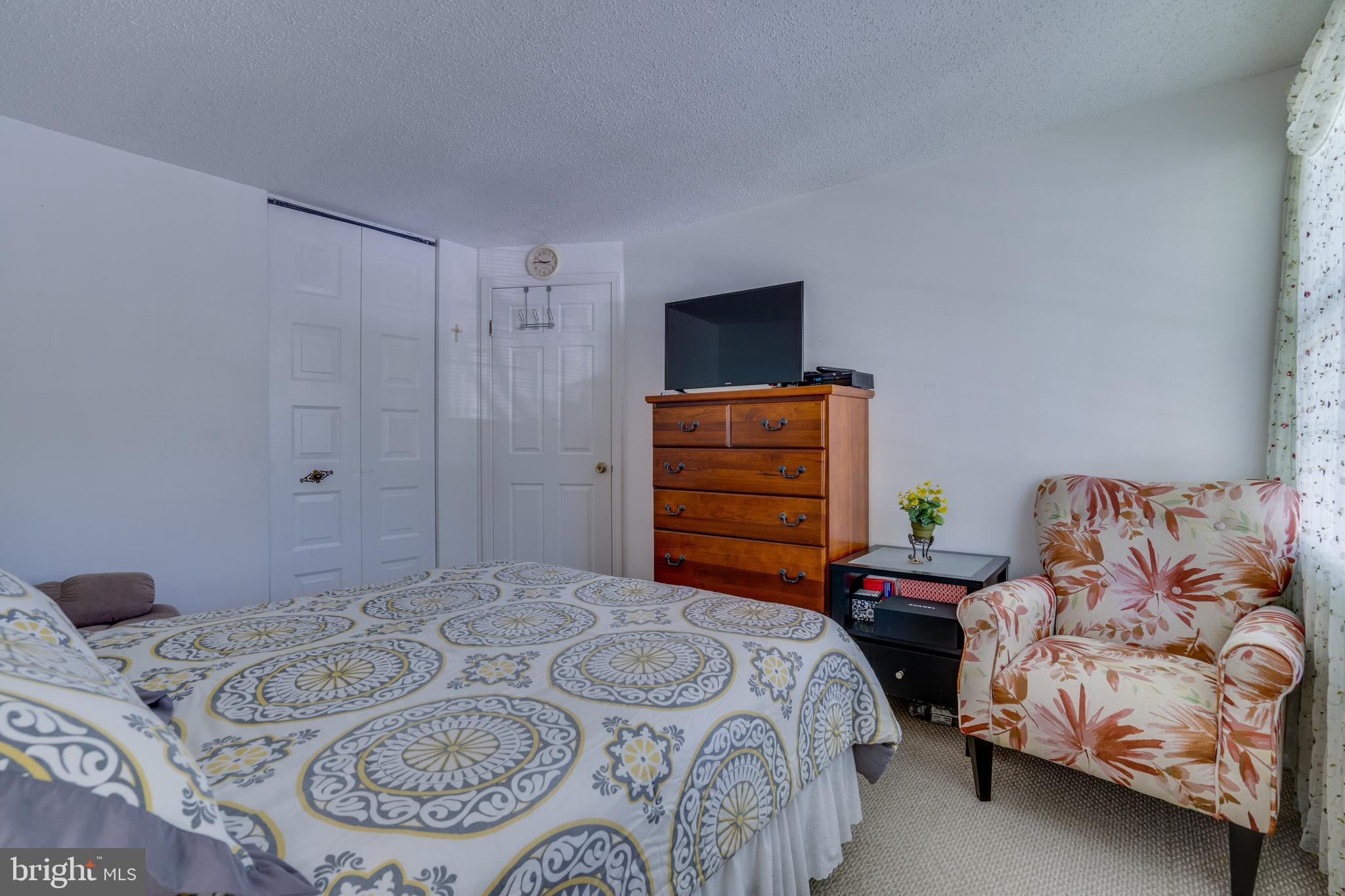 BURKE VILLAGE - Residential