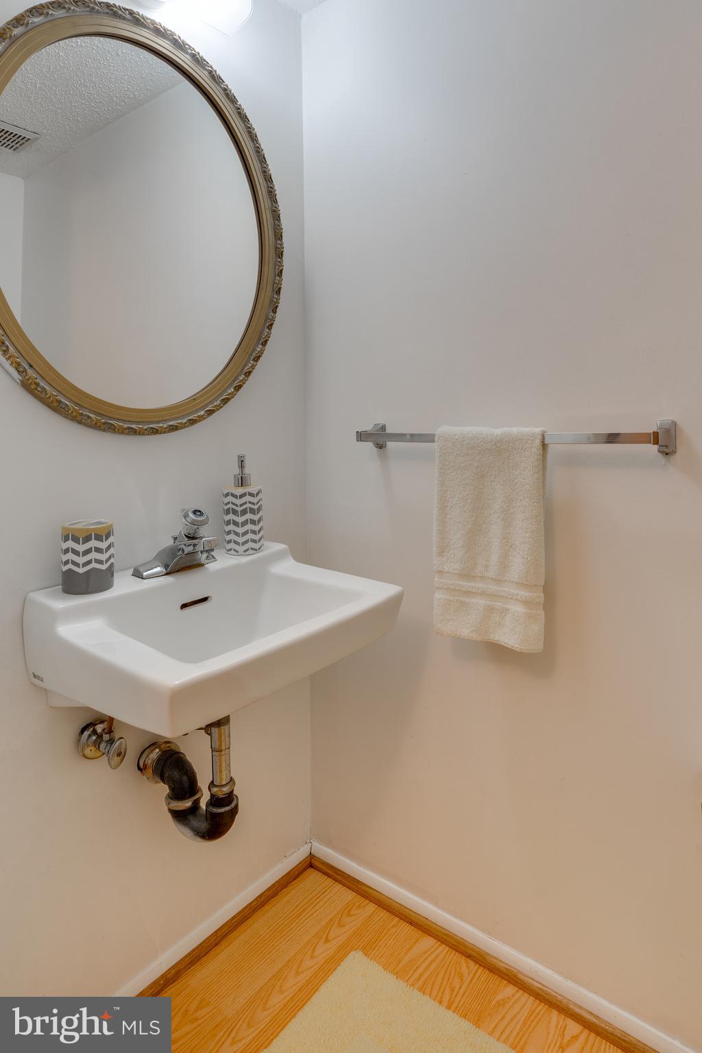 BURKE VILLAGE - Residential