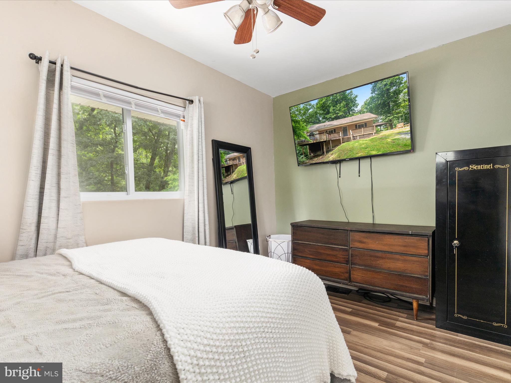 GLENWOOD FOREST - Residential