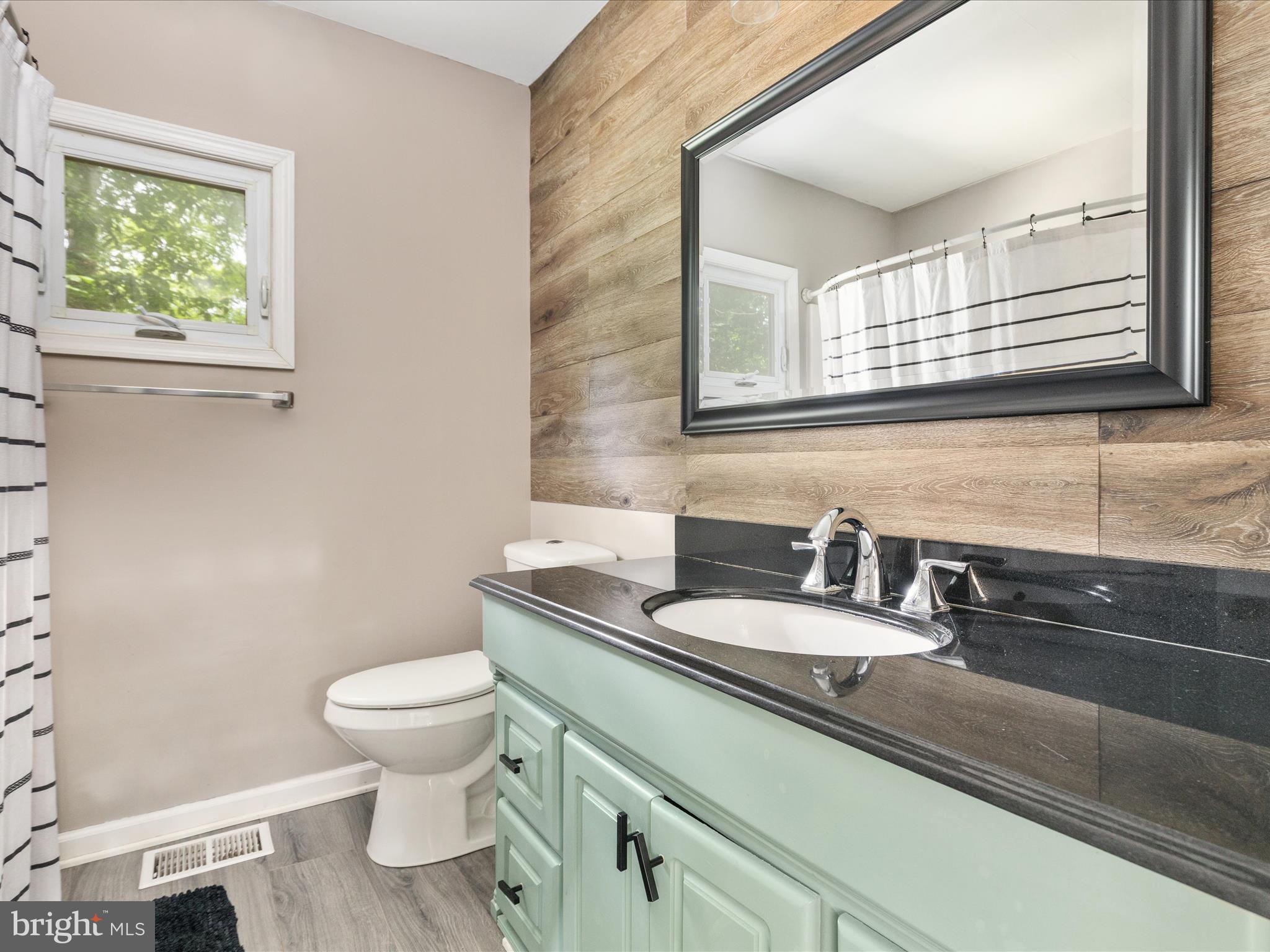 GLENWOOD FOREST - Residential