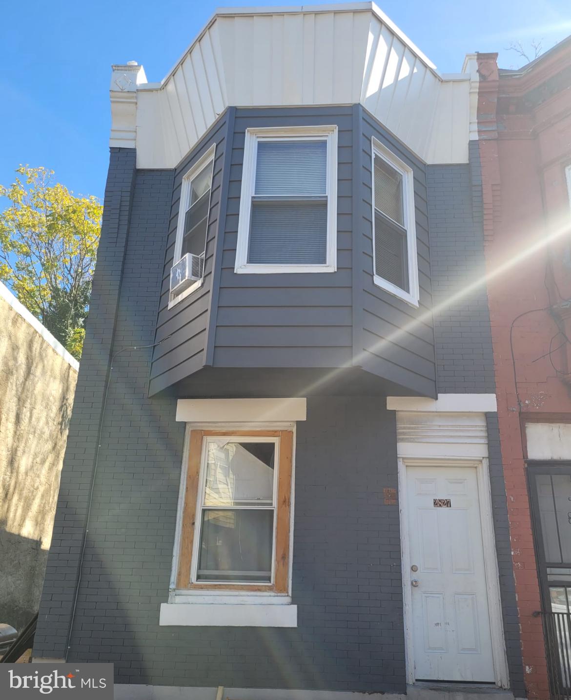 Welcome to 2835 N Ringgold St!