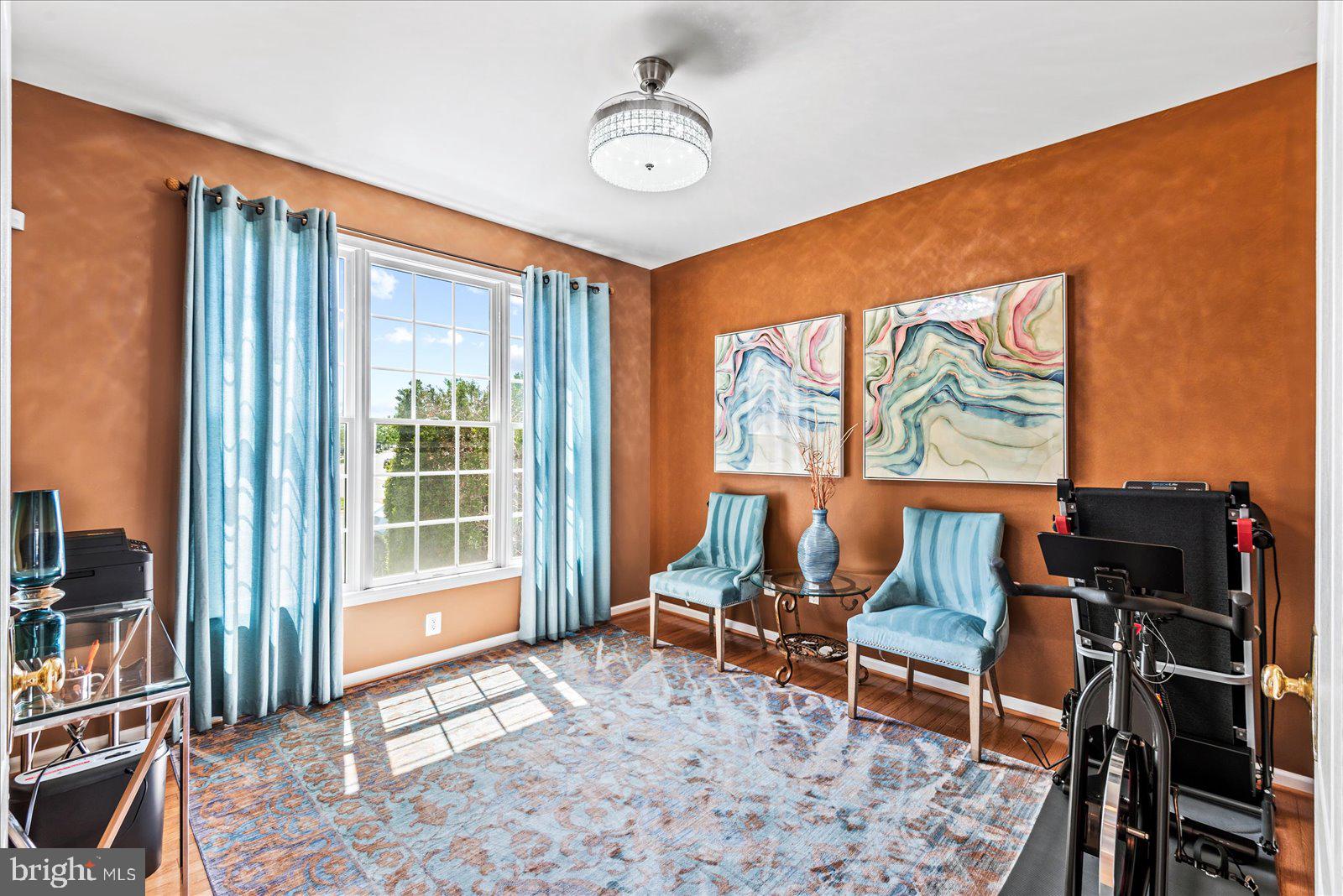 SOUTH RIDING - Residential