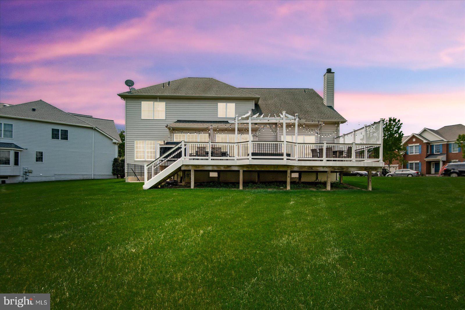 SOUTH RIDING - Residential