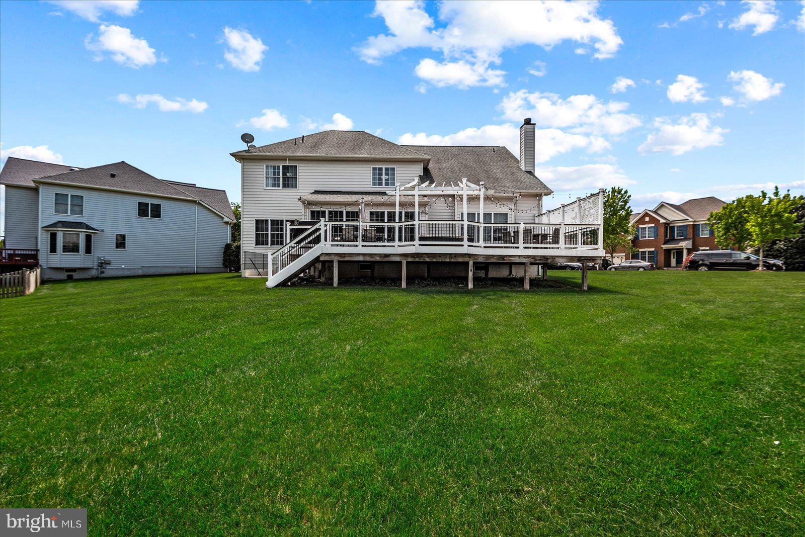 SOUTH RIDING - Residential