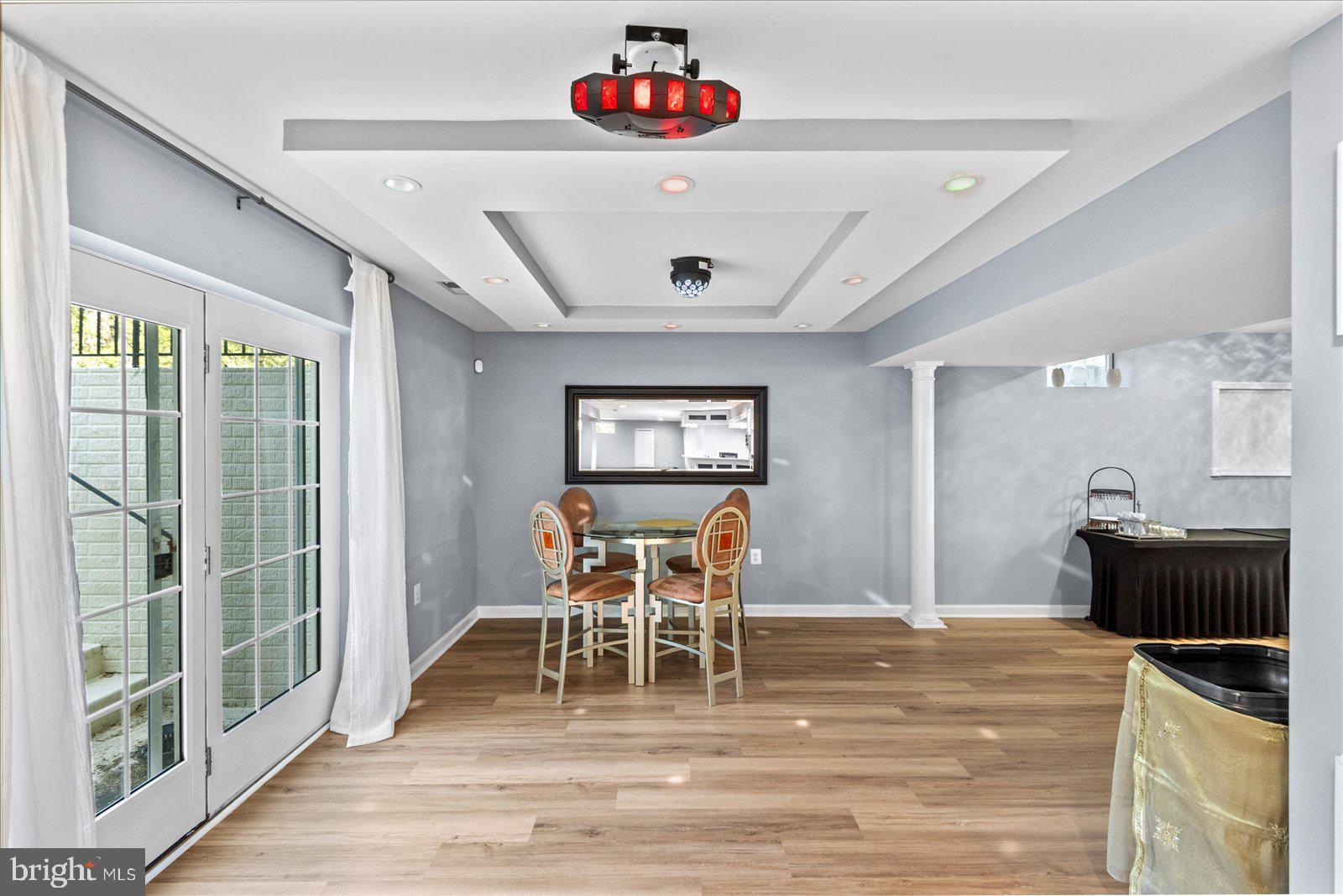 SOUTH RIDING - Residential
