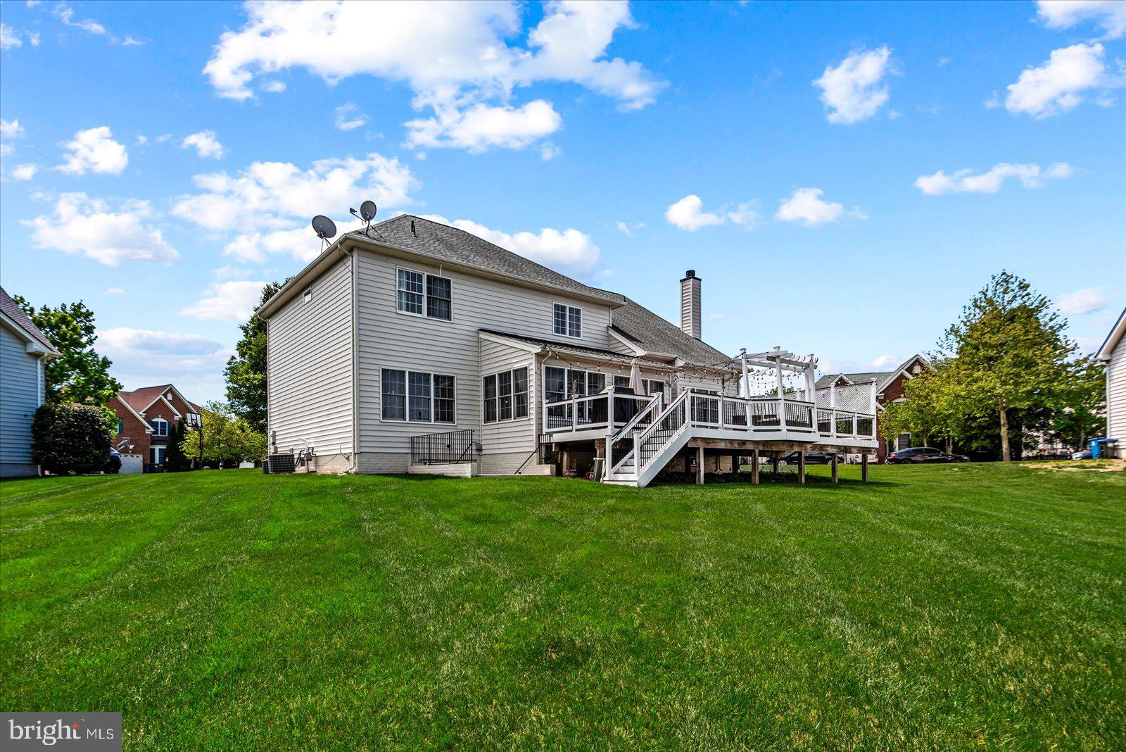 SOUTH RIDING - Residential