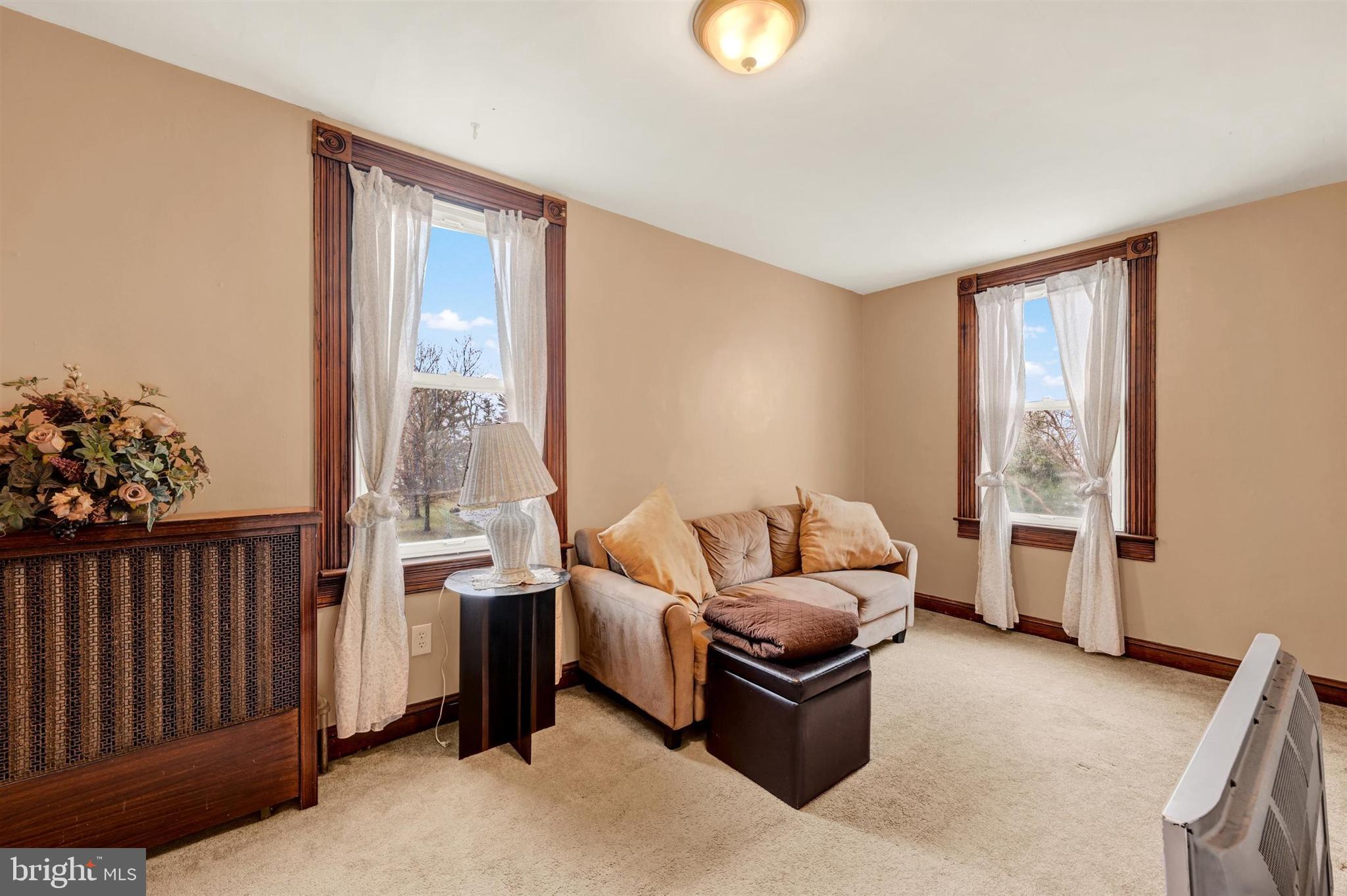 HAMILTON - Residential