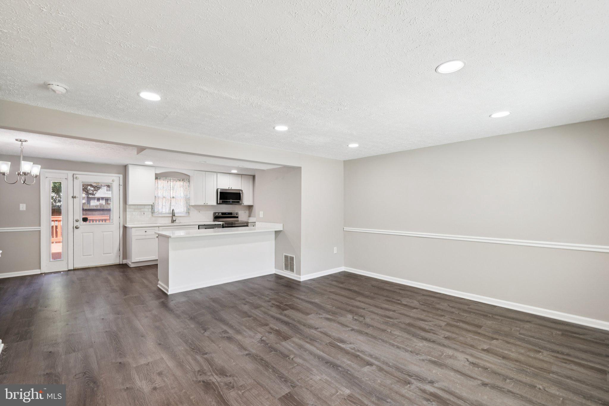 SETTLERS LANDING - Residential