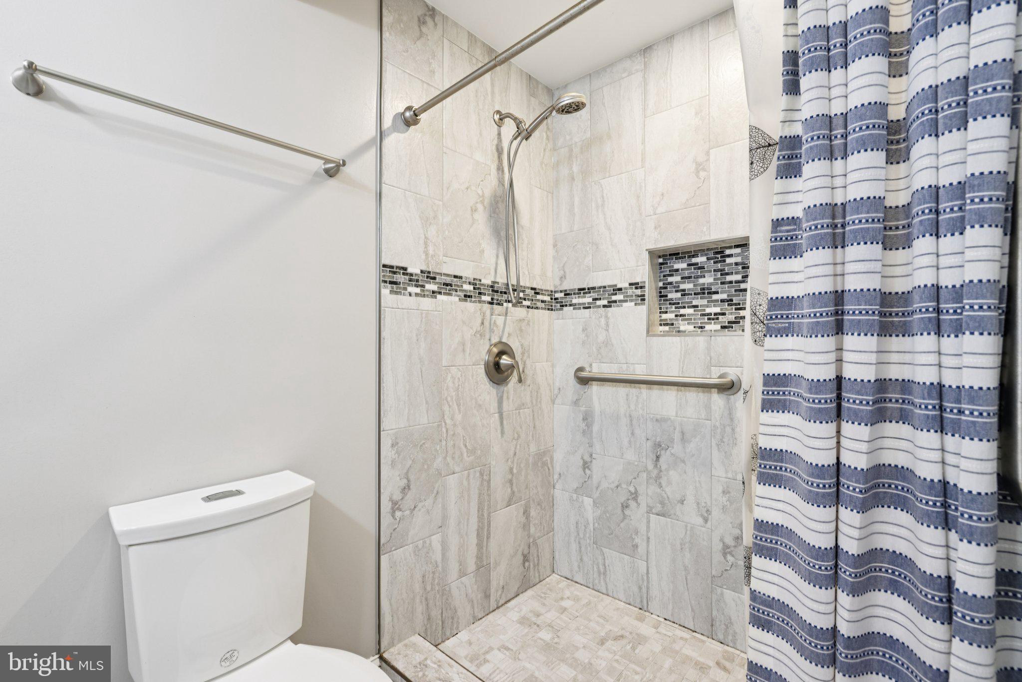 SETTLERS LANDING - Residential