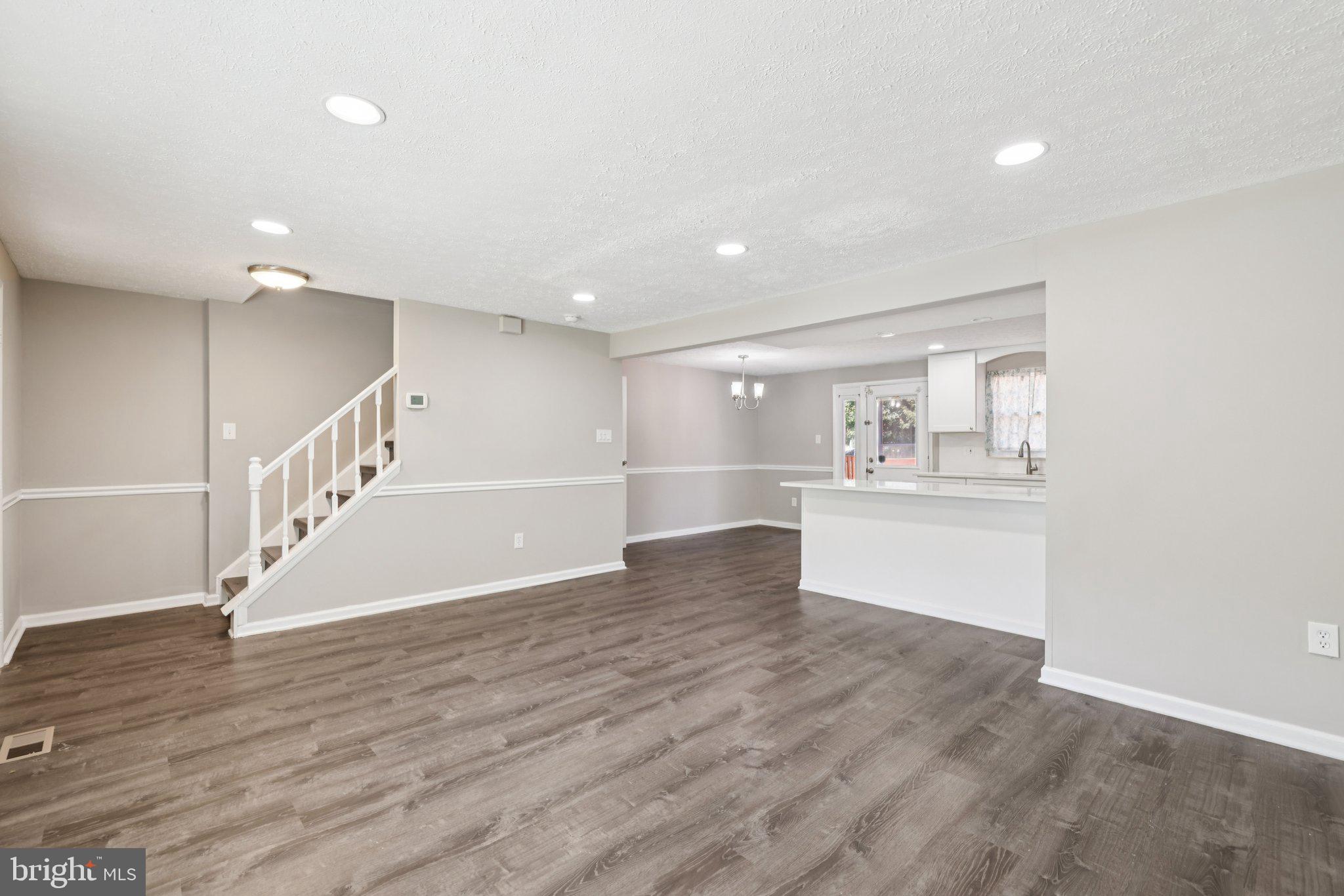 9228 PINENUT COURT