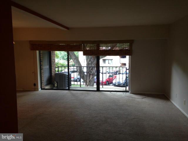 HERITAGE COURT - Residential Lease