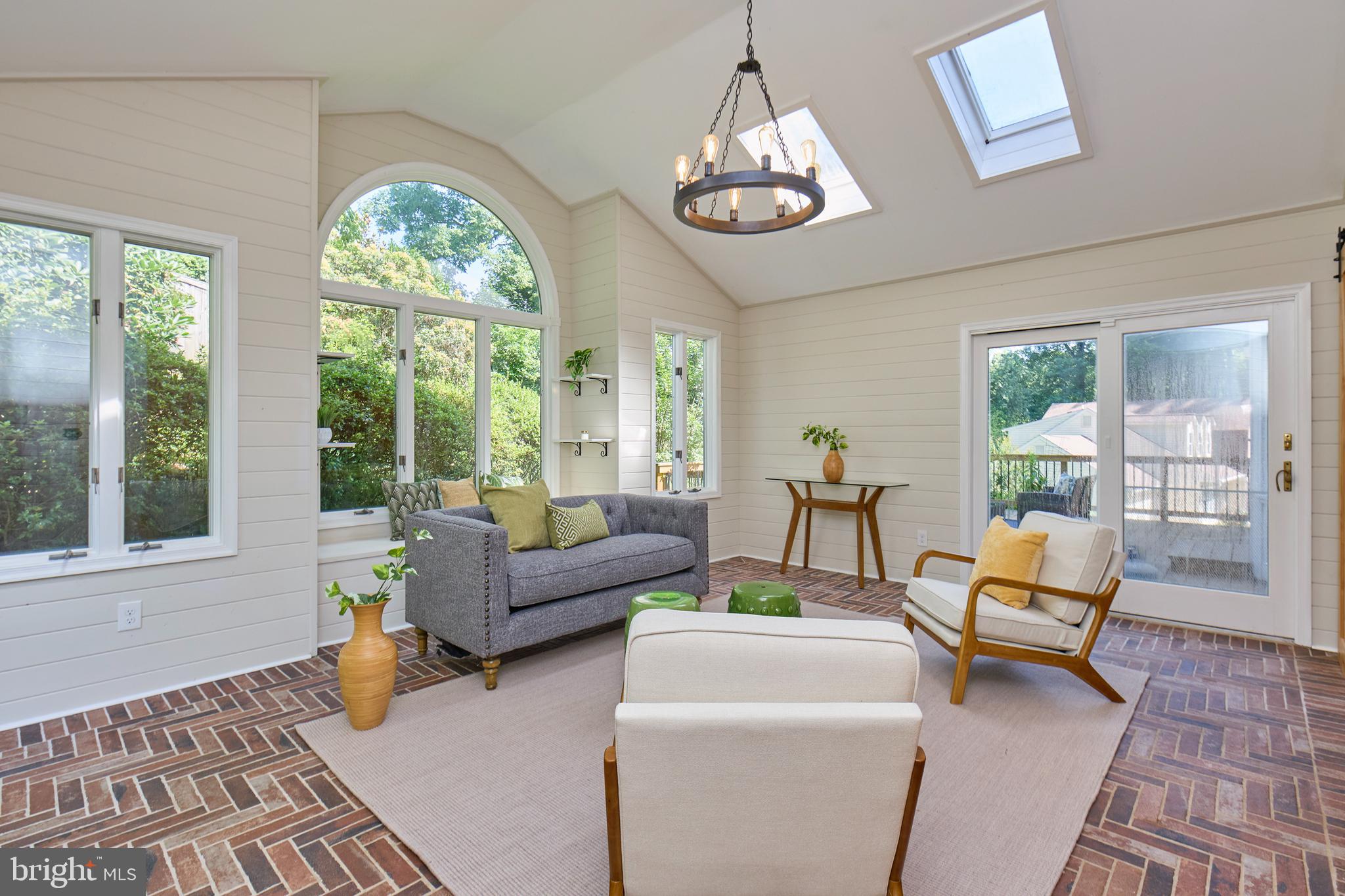 BALMORAL - Residential