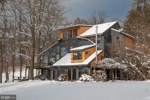 220 DIETRICH ROAD KEMPTON PA 19529