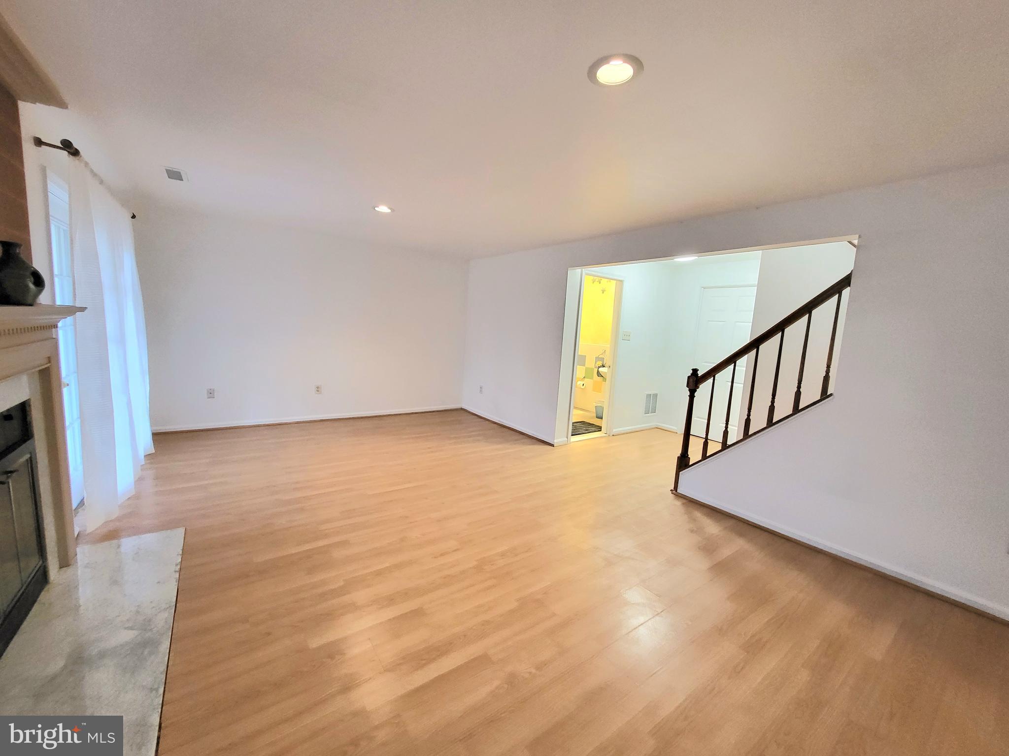 HALLOWELL - Residential