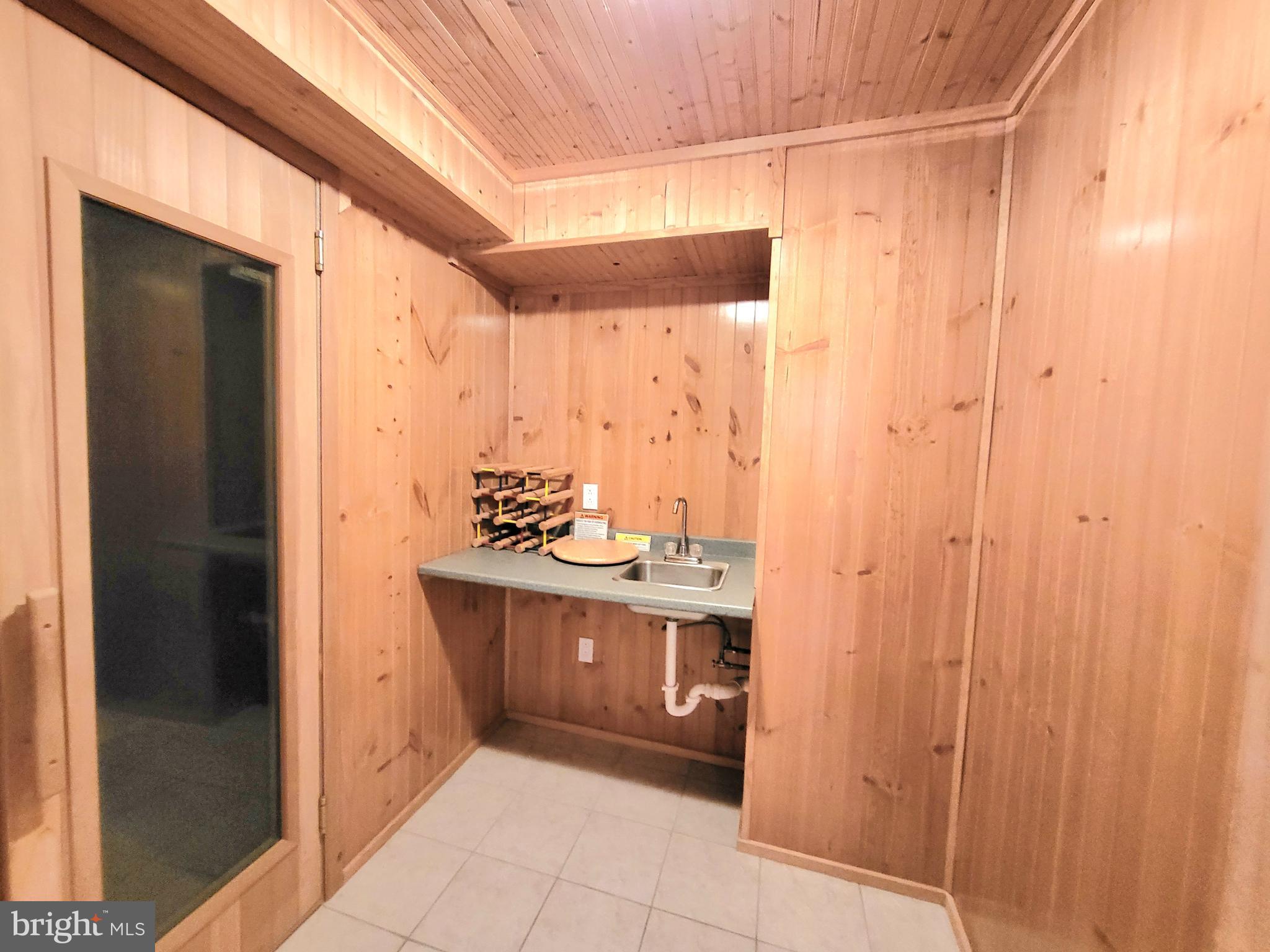 HALLOWELL - Residential