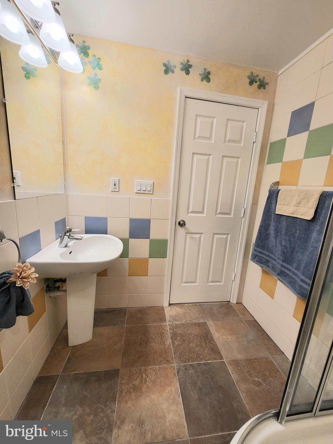 HALLOWELL - Residential