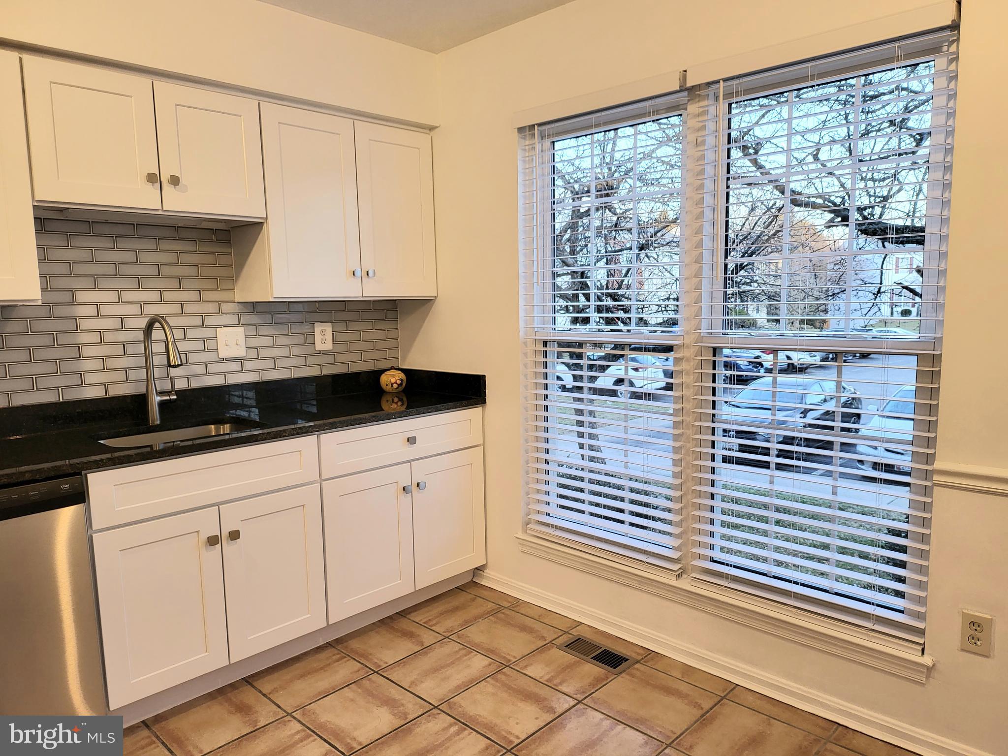 HALLOWELL - Residential