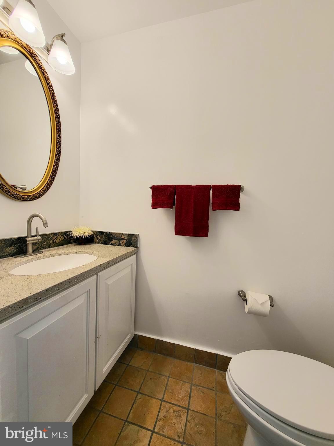 HALLOWELL - Residential