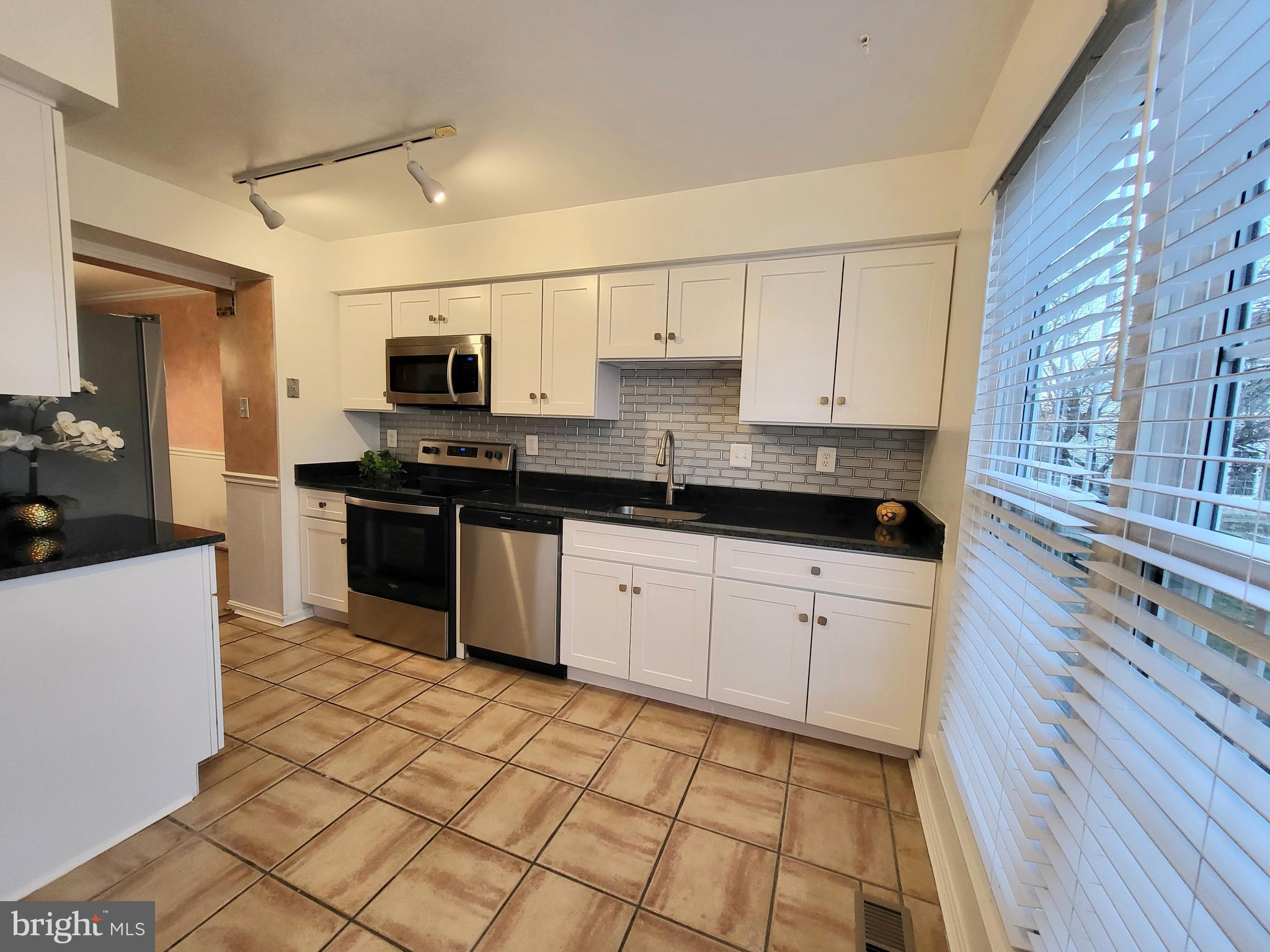 HALLOWELL - Residential