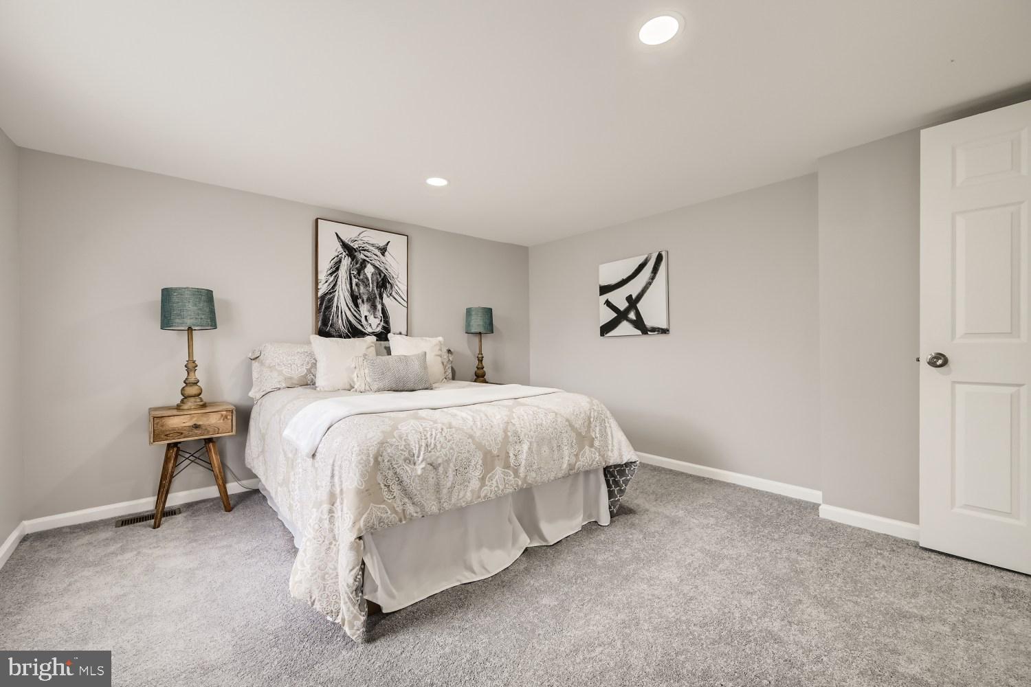 OVERLEA - Residential