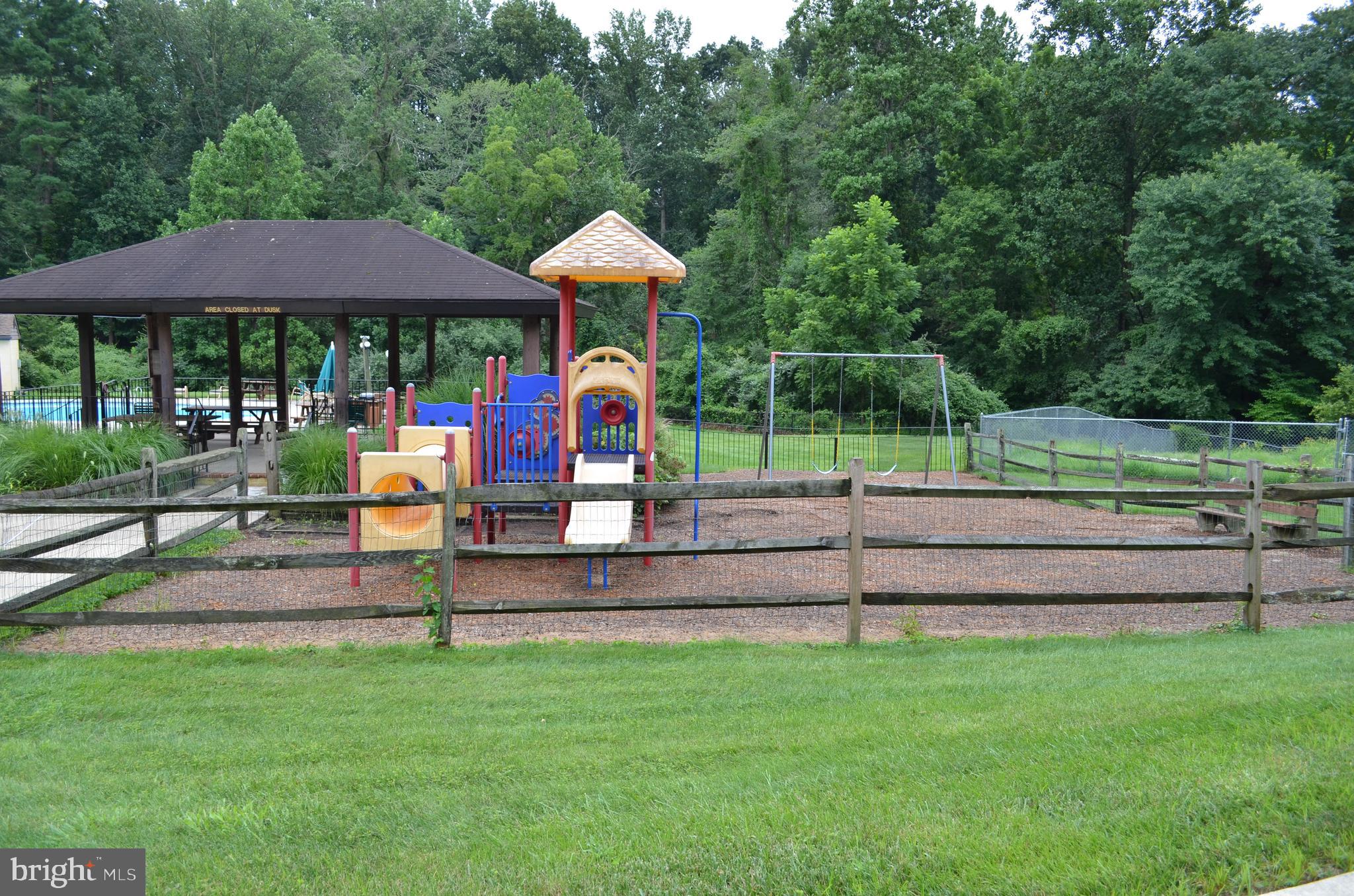 PAINTERS CROSSING - Residential