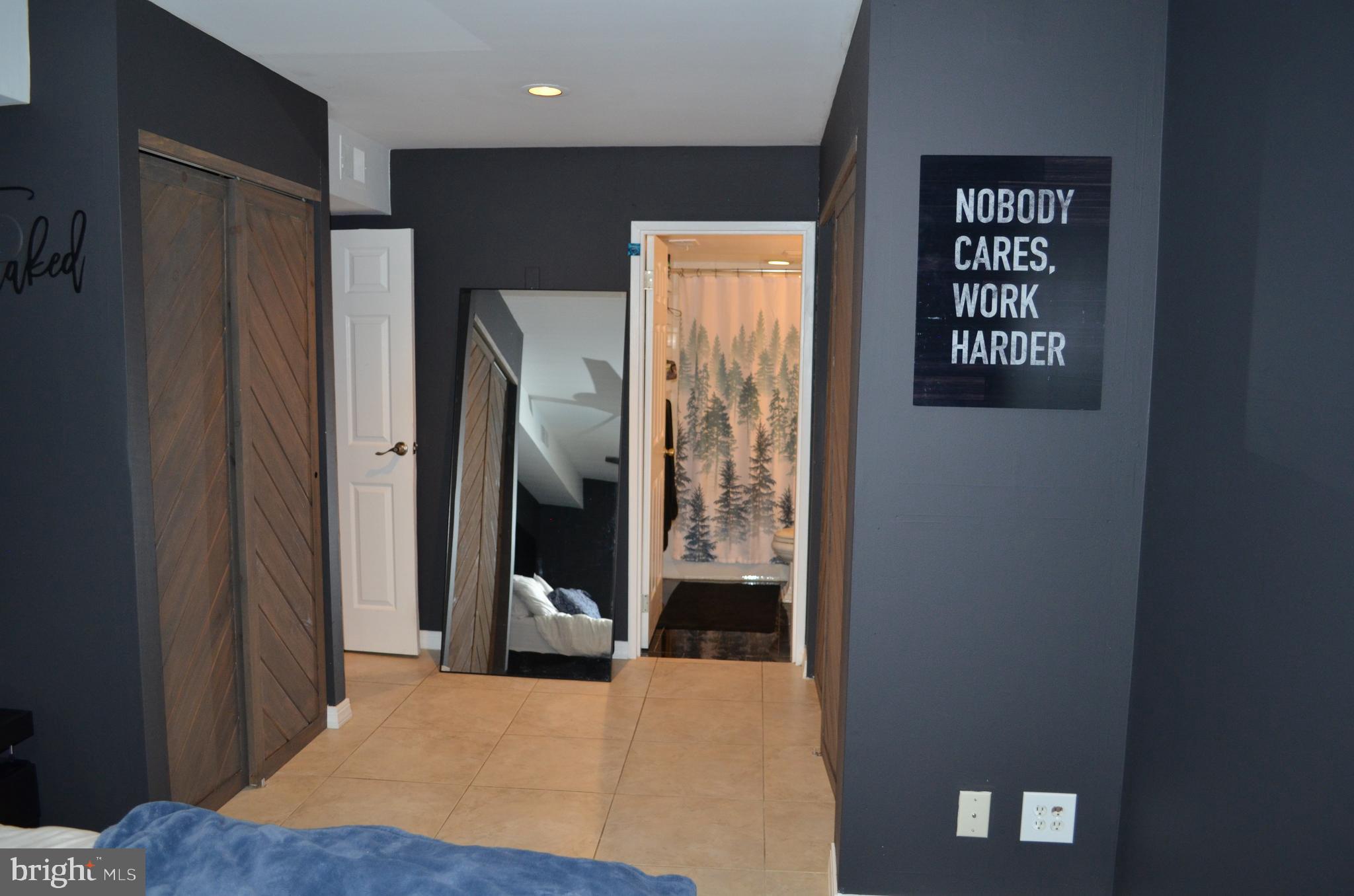 PAINTERS CROSSING - Residential