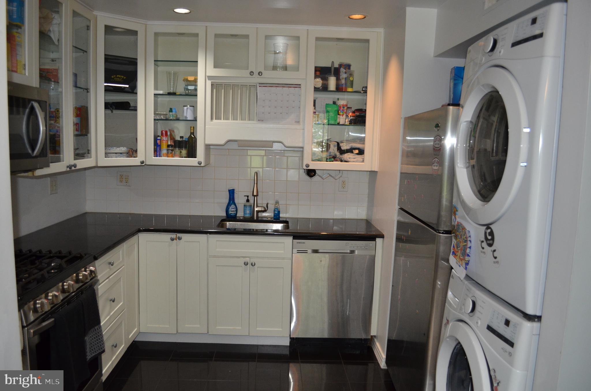 PAINTERS CROSSING - Residential