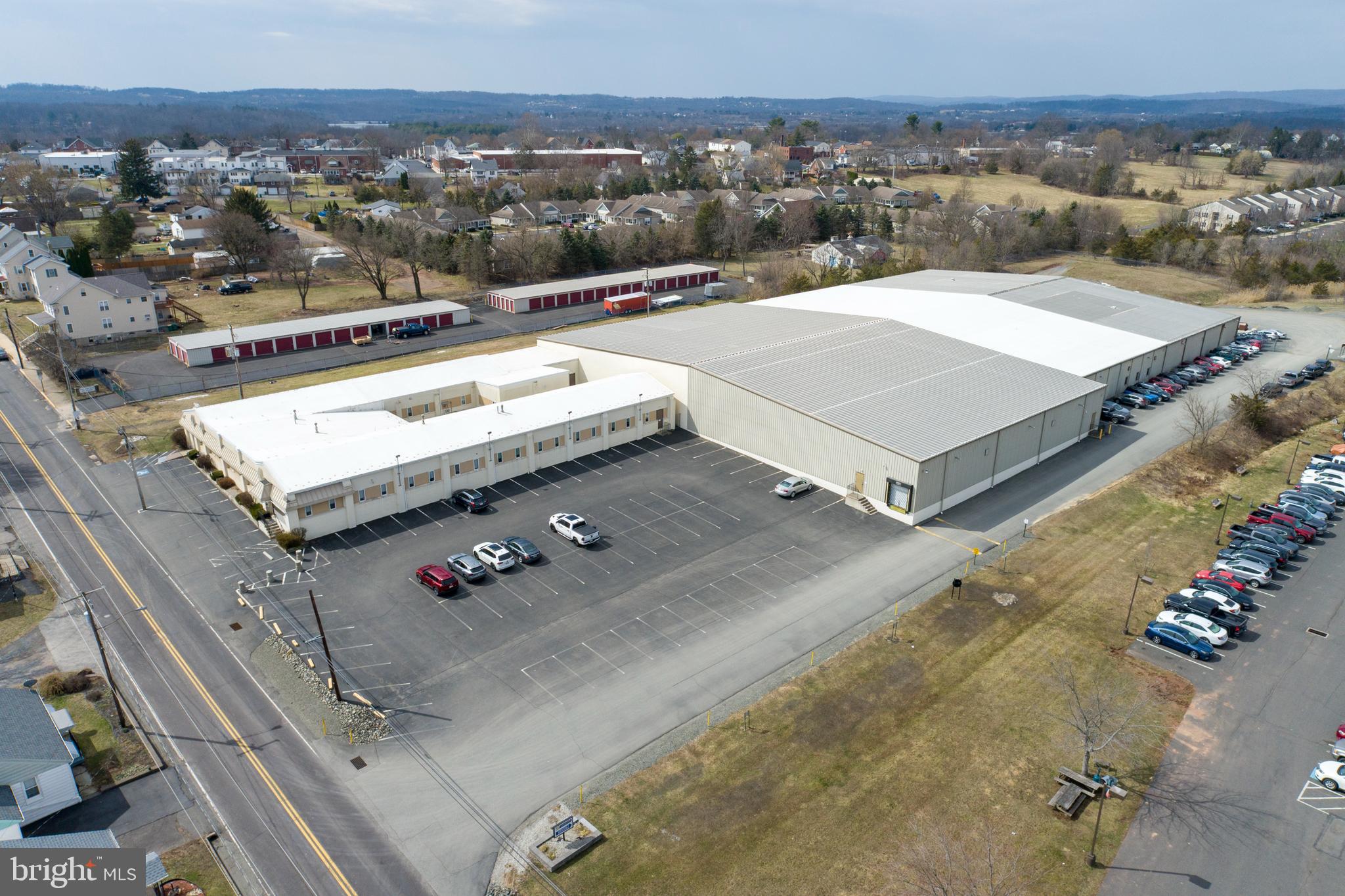 361 E 6Th St, Red Hill, PA 18076
