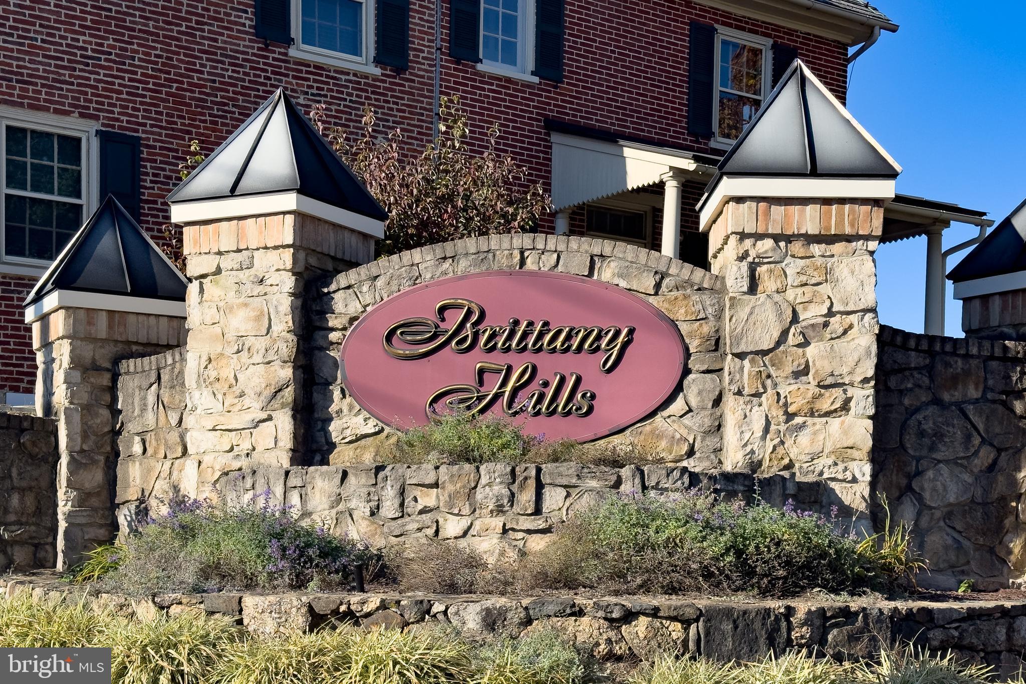 BRITTANY HILLS - Residential