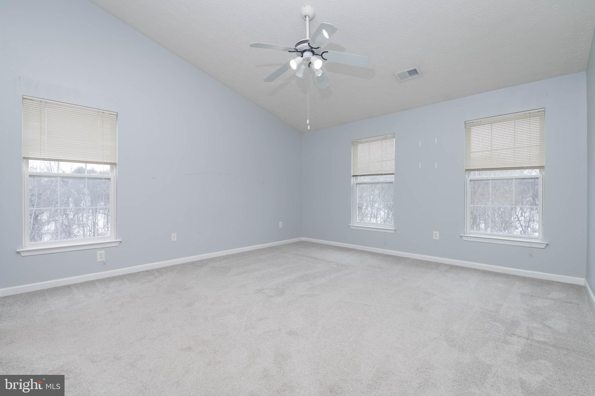 RIDERS RIDGE - Residential