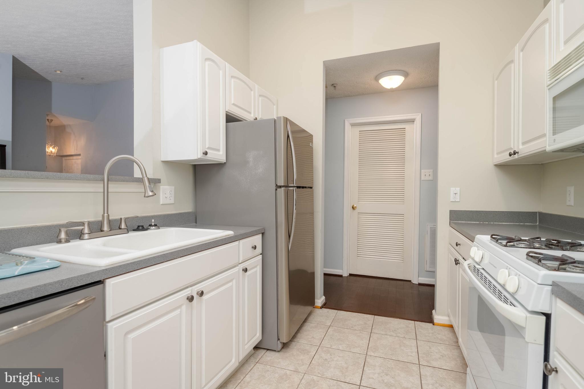 RIDERS RIDGE - Residential