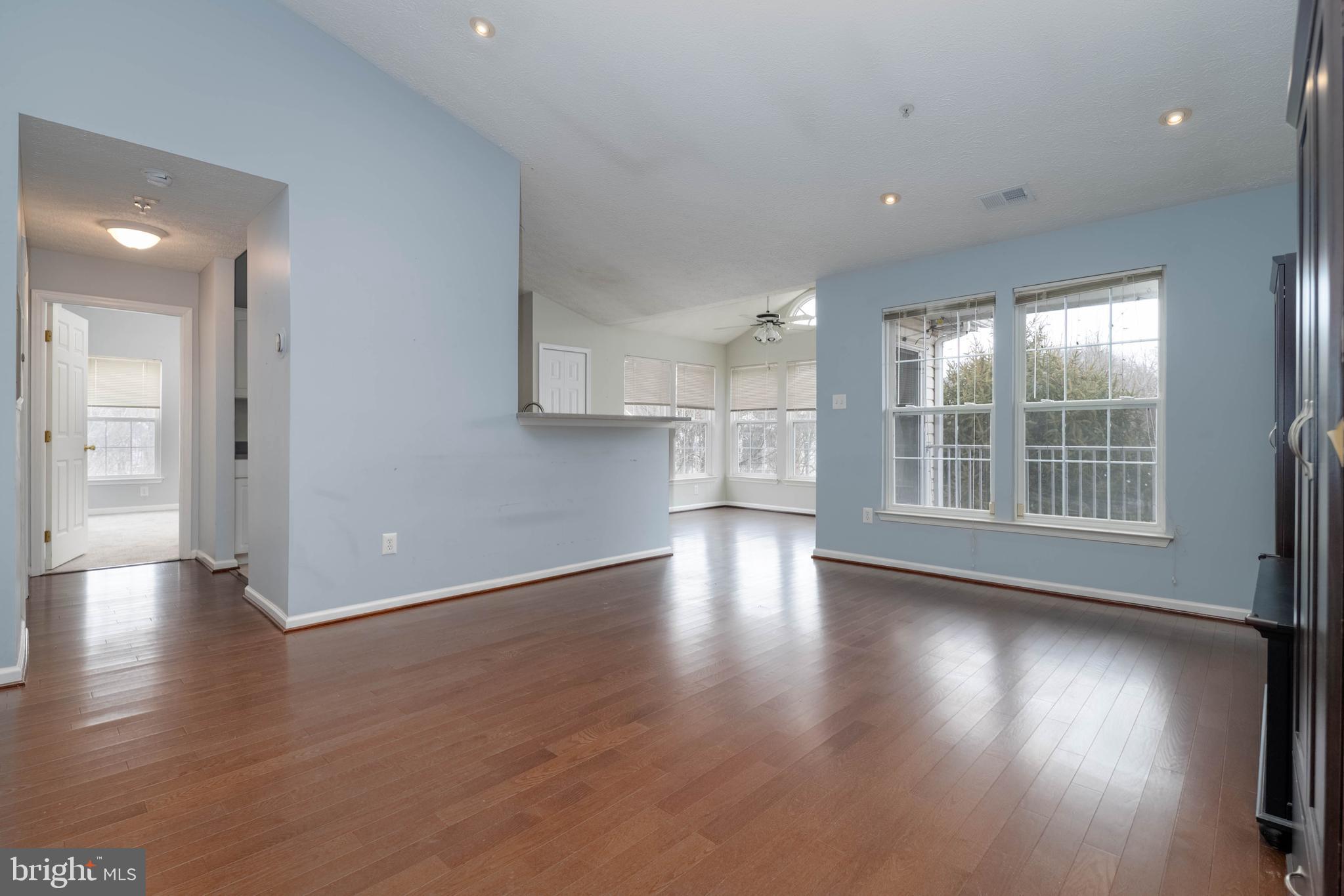 RIDERS RIDGE - Residential