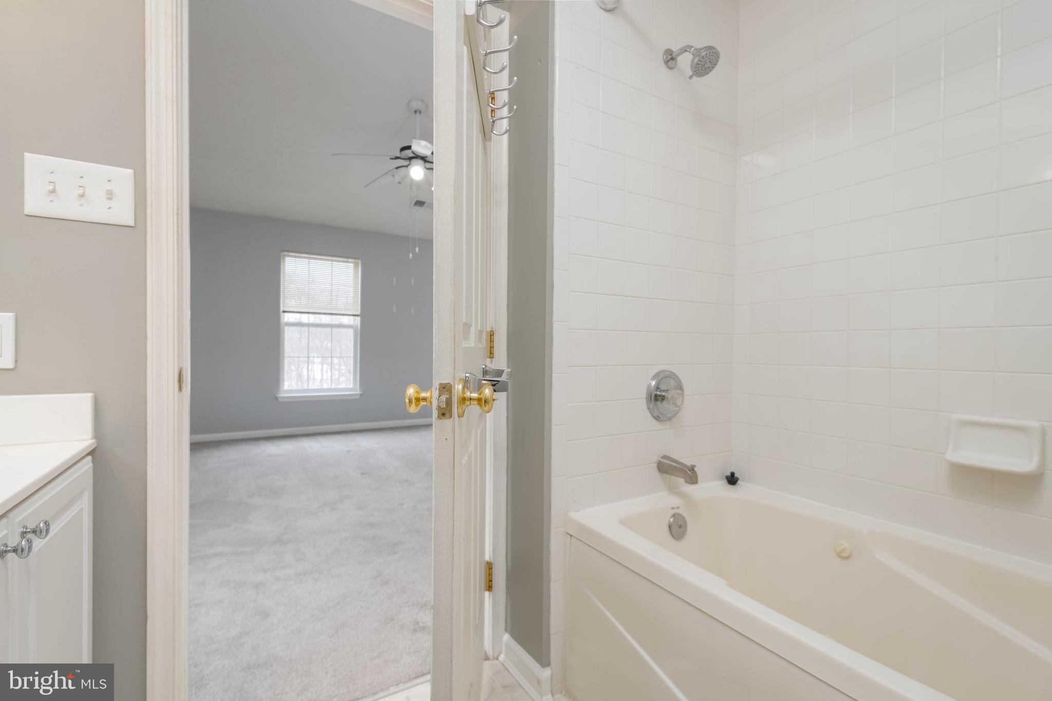 RIDERS RIDGE - Residential