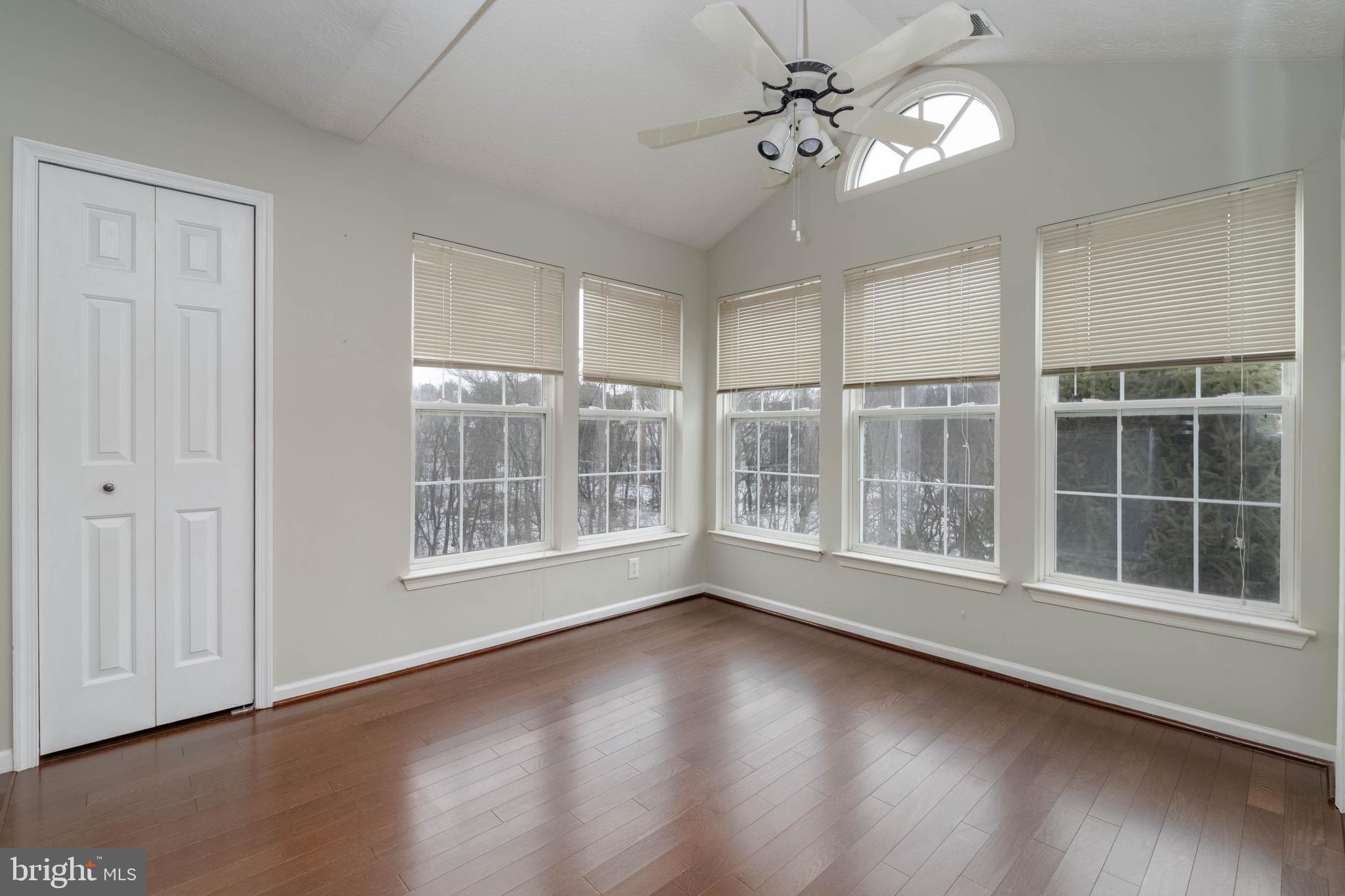 RIDERS RIDGE - Residential