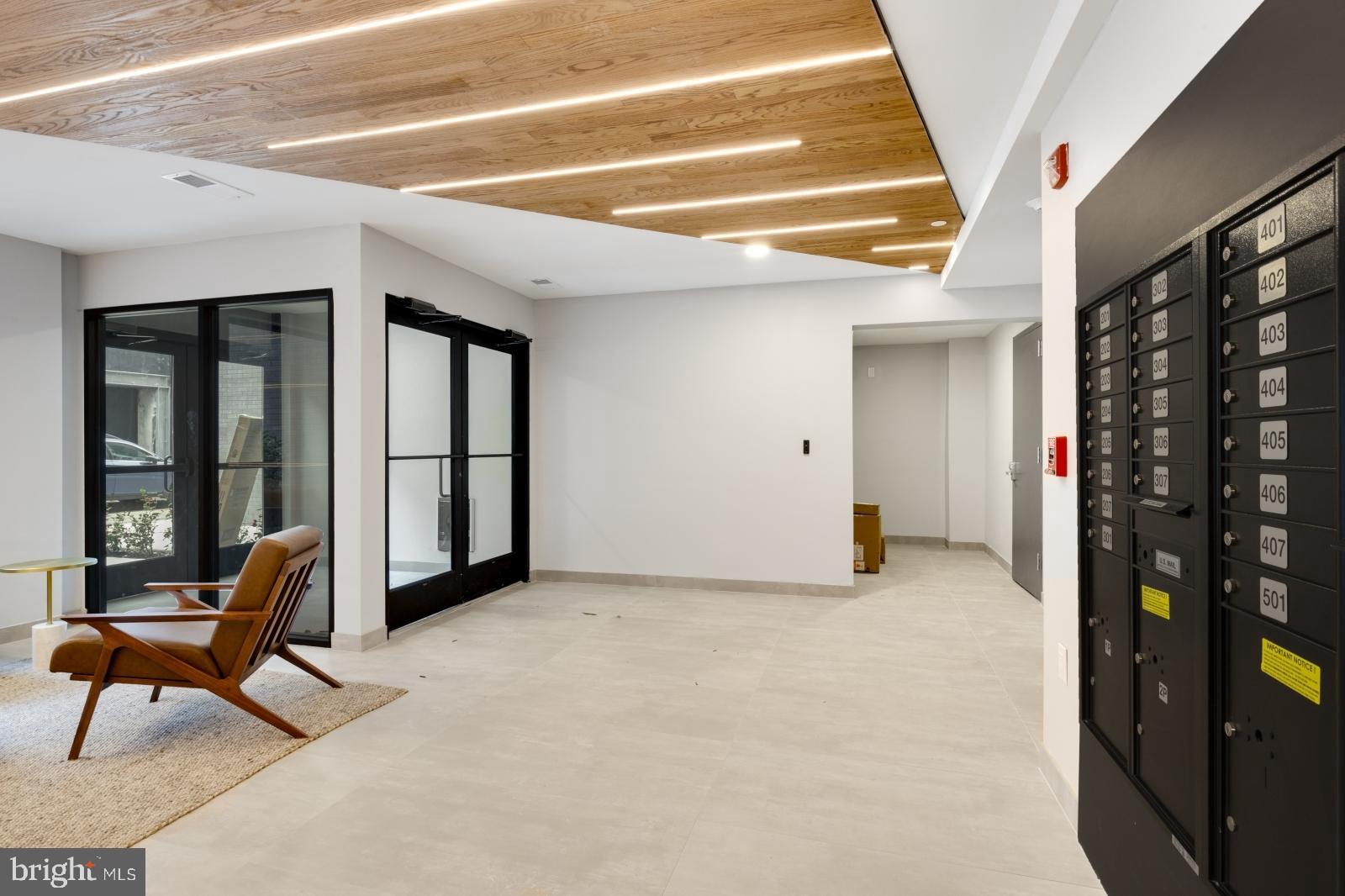 OLDE KENSINGTON - Residential Lease