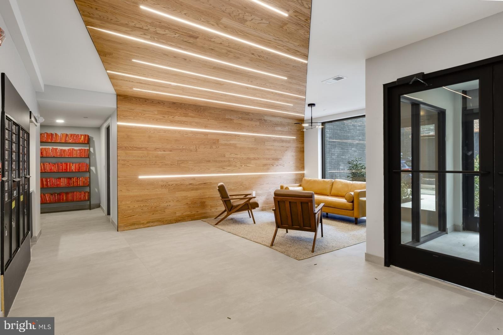 OLDE KENSINGTON - Residential Lease