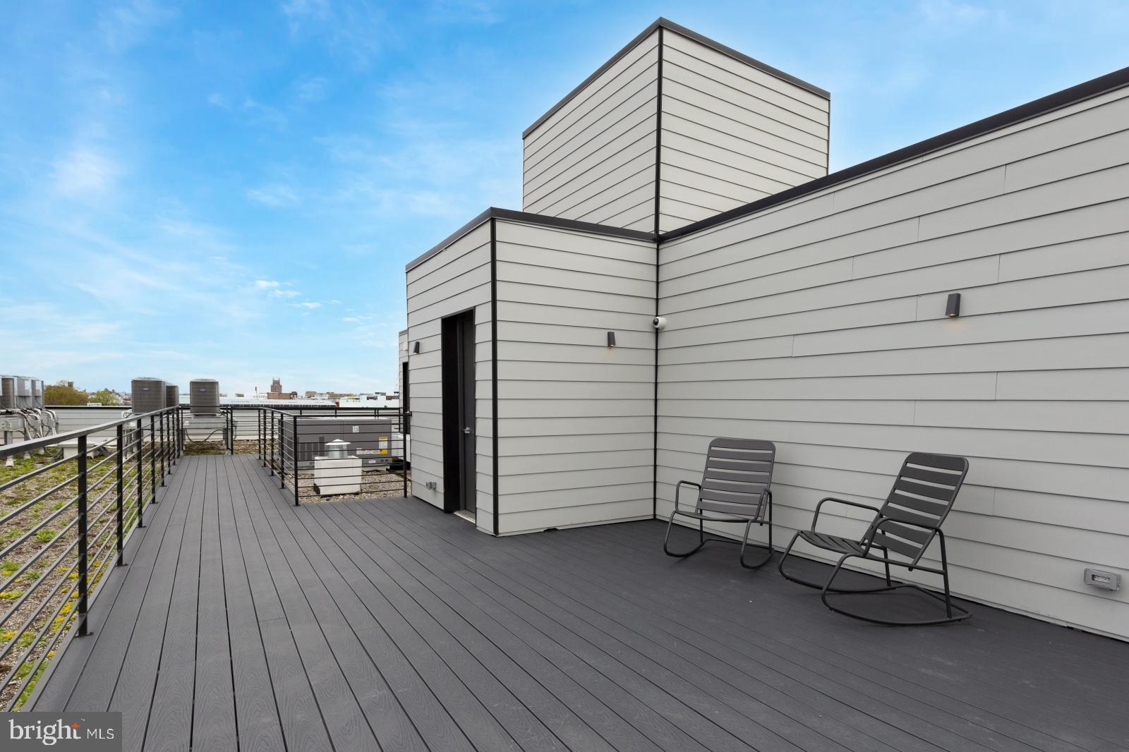 OLDE KENSINGTON - Residential Lease