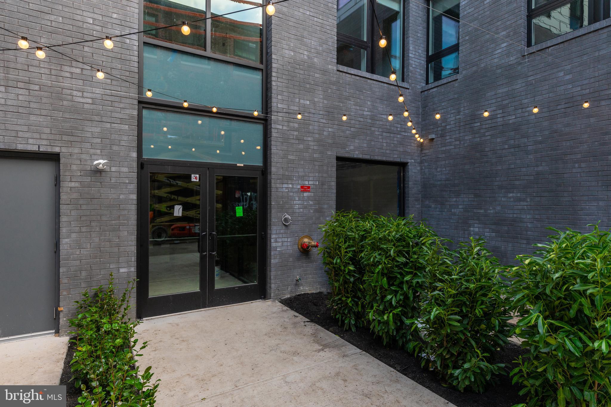 OLDE KENSINGTON - Residential Lease