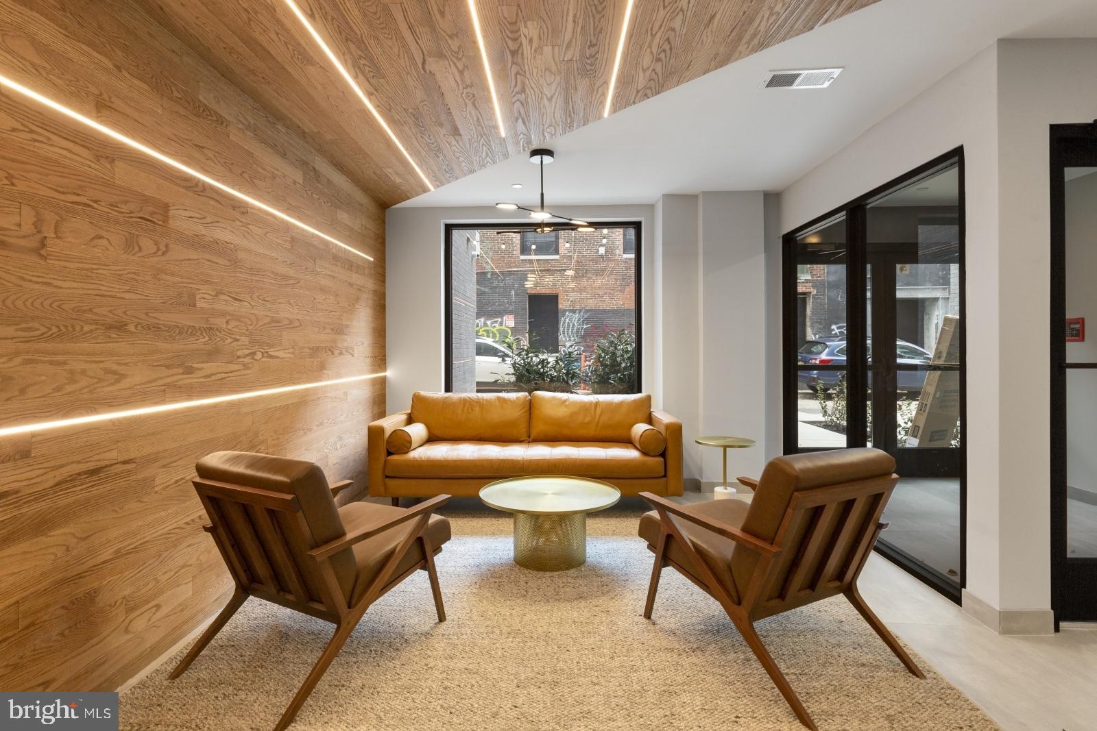 OLDE KENSINGTON - Residential Lease